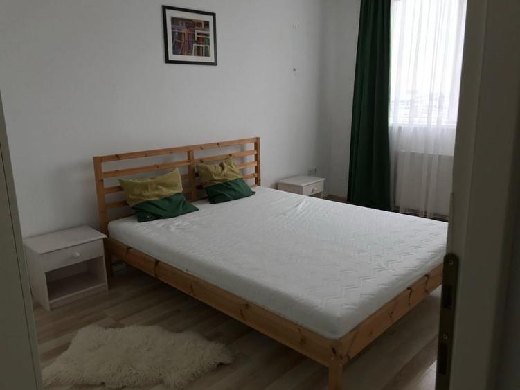 Apartament cu 2 camere decomandat în Calea Turzii