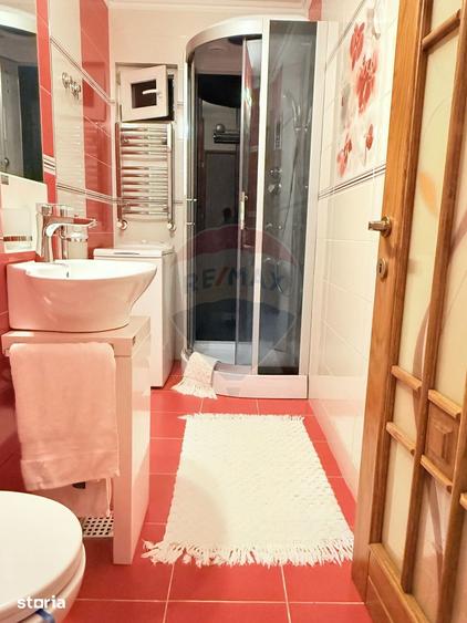 Apartament cu 3 camere, mobilat în Universitate