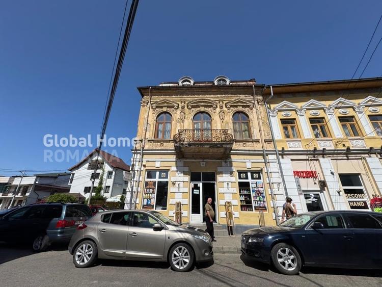 Hotel/Pensiune, de 1,626 mp, în Curtea de Argeș