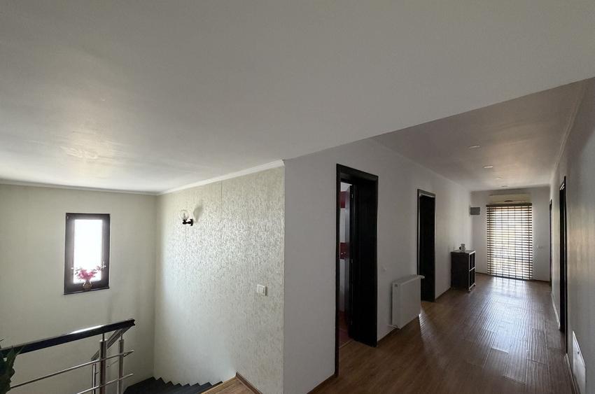 Vila individuală 4 camere cu piscina zona Premium - 12