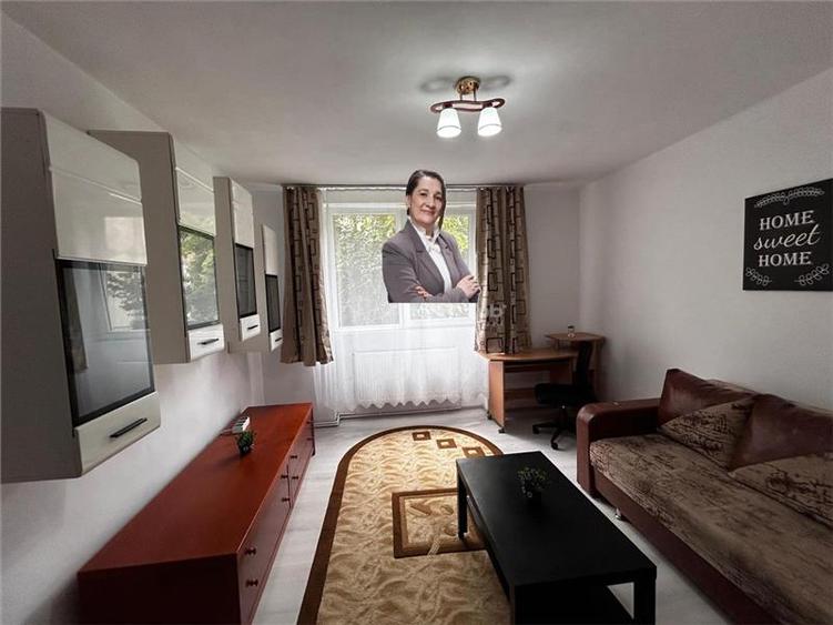 Apartament cu 2 camere decomandat în Moroasa 1