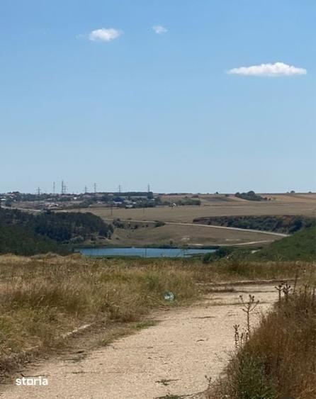Teren de 2660 mp, în Central