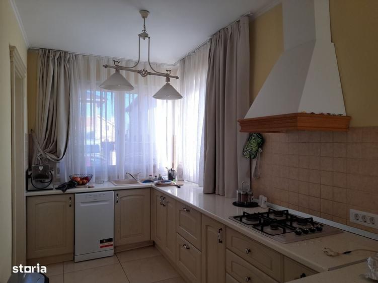 Casă cu 4 camere în Nojorid