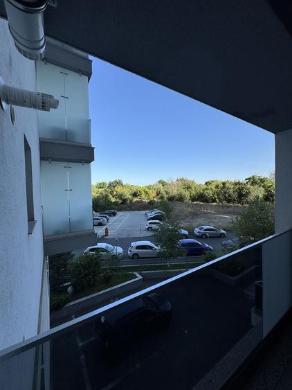Apartament cu 3 camere decomandat, mobilat în Tineretului