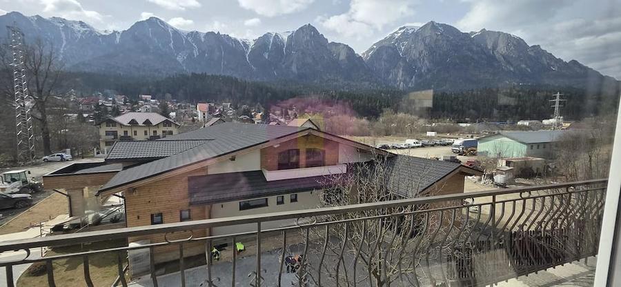 Casă cu 8 camere cu Teren 400 Mp în Zamora