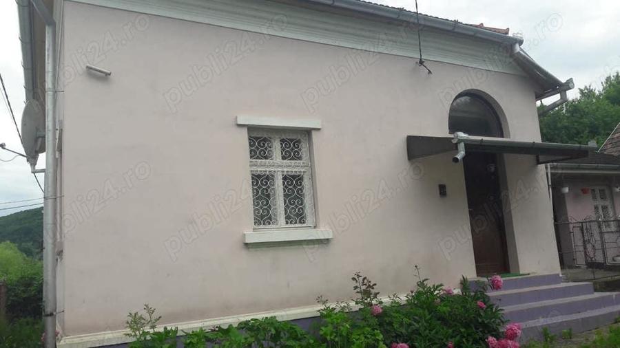 Casă cu 3 camere în Ciugud