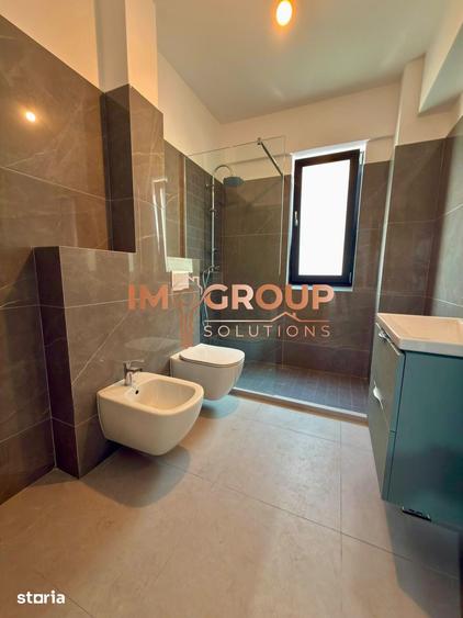 Apartament cu 3 camere decomandat în Voinești