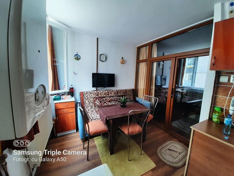 Garsonieră semidecomandată în Central