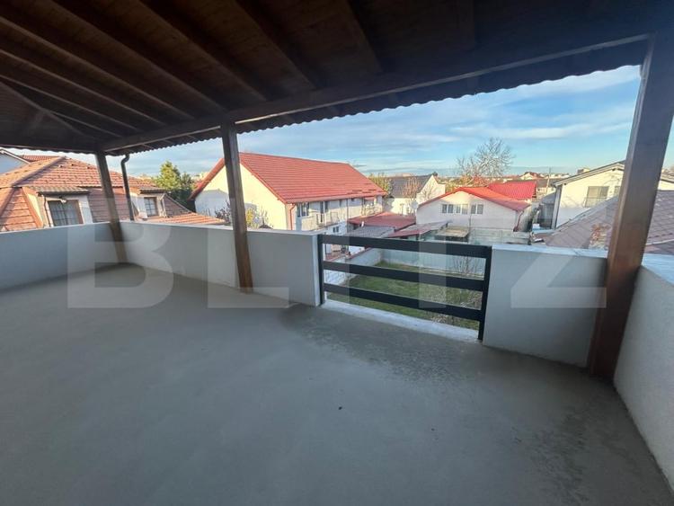 Casă individuală cu 6 camere cu Canalizare în Micro 6