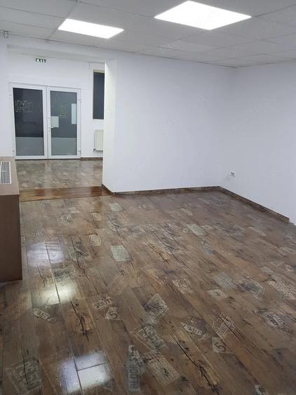 Spațiu comercial, de 80 mp, în Baciu