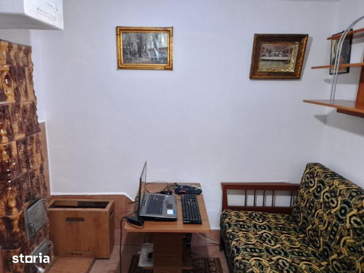 Casă cu 4 camere cu Teren 1020 Mp în Stănești