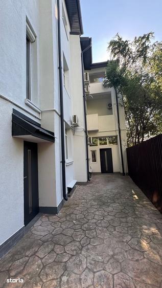 Casă cu 9 camere cu Teren 120 Mp în Cantemir