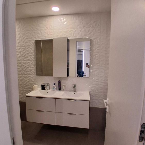 Apartament cu 3 camere decomandat, mobilat în Pipera
