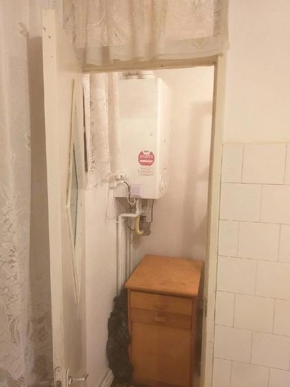 Apartament cu 2 camere semidecomandat în Traian