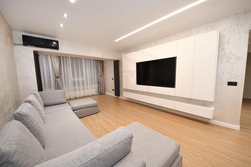 Apartament cu 2 camere decomandat în Faleză
