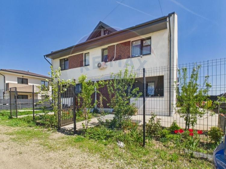 Duplex cu 3 camere cu Teren 164 Mp în Central