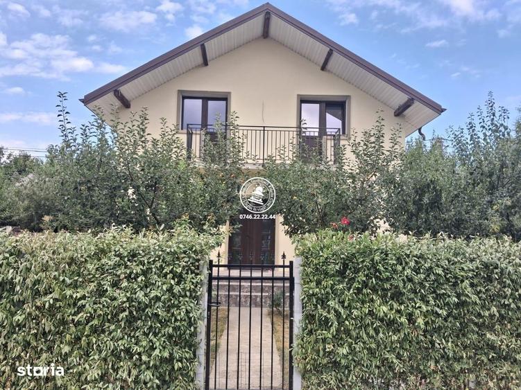 Casă cu 3 camere în Valea Lupului