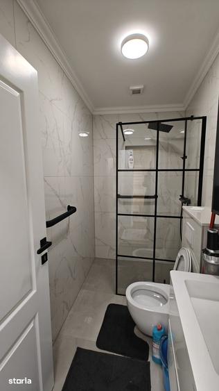 Casă cu 3 camere cu Teren 200 Mp în Gruia