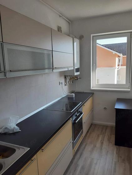 Apartament cu 2 camere semidecomandat în Est