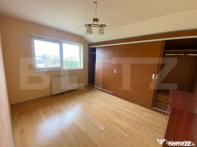 Casă cu 5 camere cu Teren 750 Mp în Moșnița Nouă