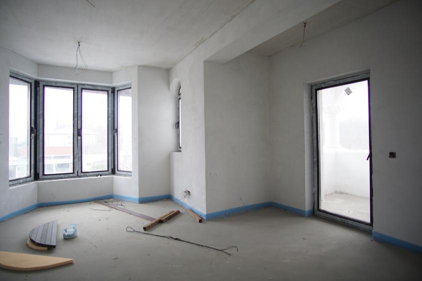 Casă individuală cu 10 camere cu Teren 549 Mp în Străulești