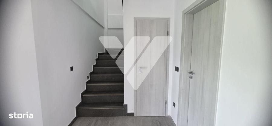 Casă cu 4 camere cu Teren 1190 Mp în Sadu