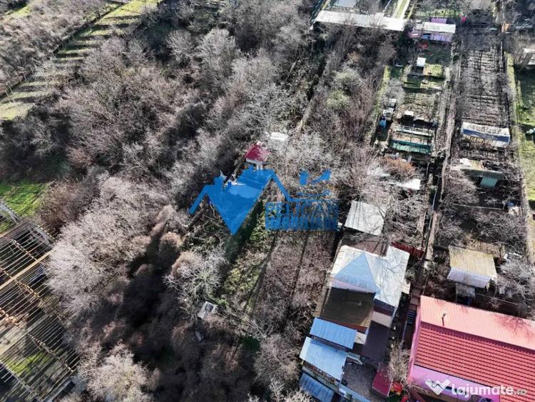 Teren de 550 mp, în Central