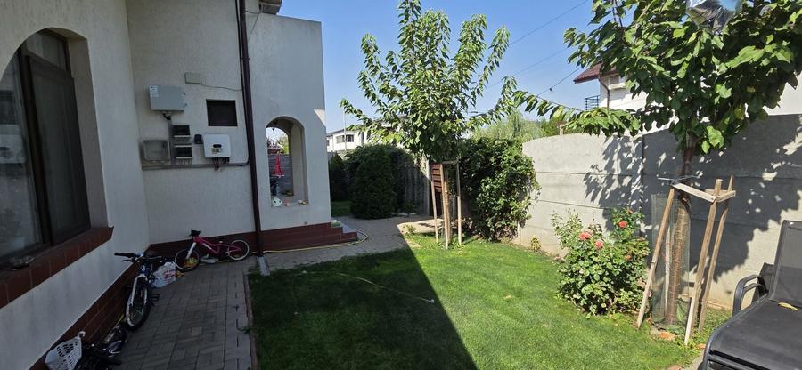 Casă cu 3 camere cu Teren 450 Mp în Berceni