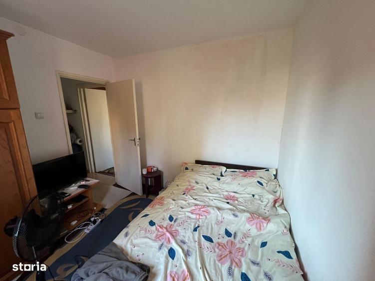 Apartament cu 2 camere semidecomandat în Florilor