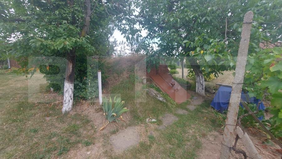 Casă individuală cu 2 camere cu Teren 1800 Mp în Viile Satu Mare