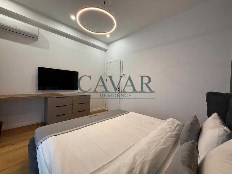 Apartament cu 3 camere semidecomandat, mobilat în Brâncoveanu