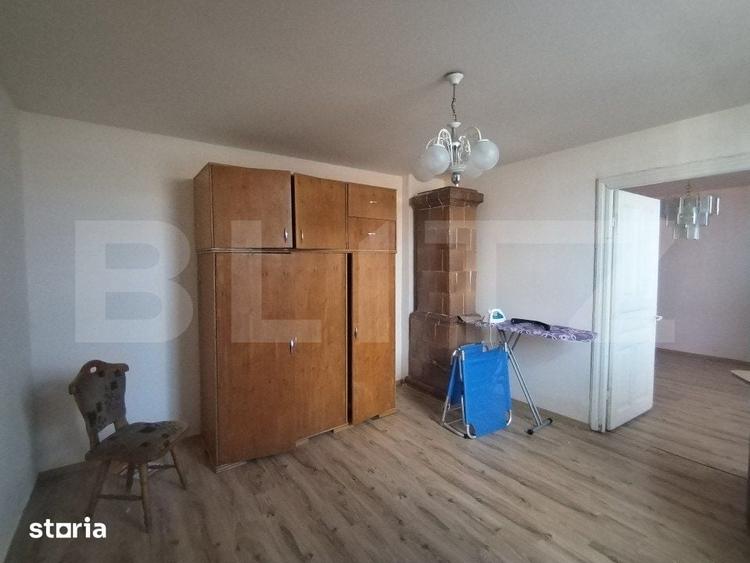 Casă cu 2 camere cu Teren 250 Mp în Moreni