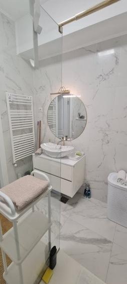 STATIUNEA  MAMAIA  -  2 CAMERE  PRIMUL  RAND  LA  MARE  MOBILAT  UTILAT  LUX - 5