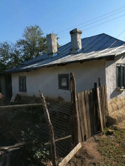 Casă cu 2 camere cu Teren 1700 Mp în Scrioaștea