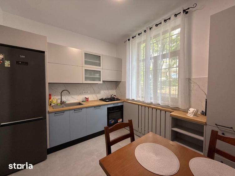 Apartament cu 3 camere decomandat, mobilat în Copou
