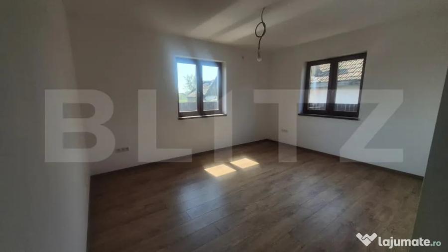 Casă cu 3 camere cu Teren 950 Mp în Central
