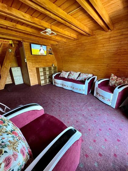 Casă cu Teren 1000 Mp în Vulcana de Sus