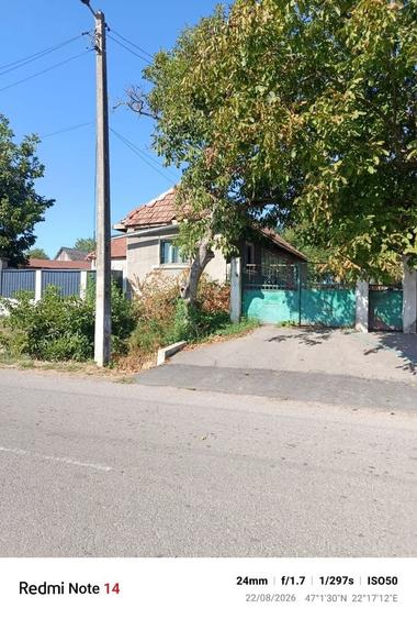 Casă cu 4 camere în Hotar