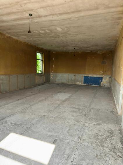 Spațiu comercial, de 902 mp, în Central