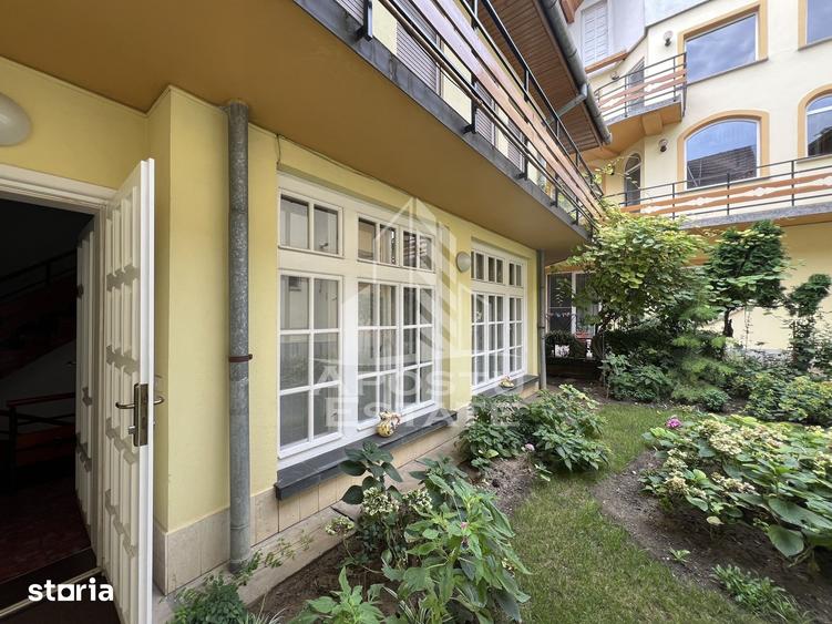 Apartament cu 4 camere în Central