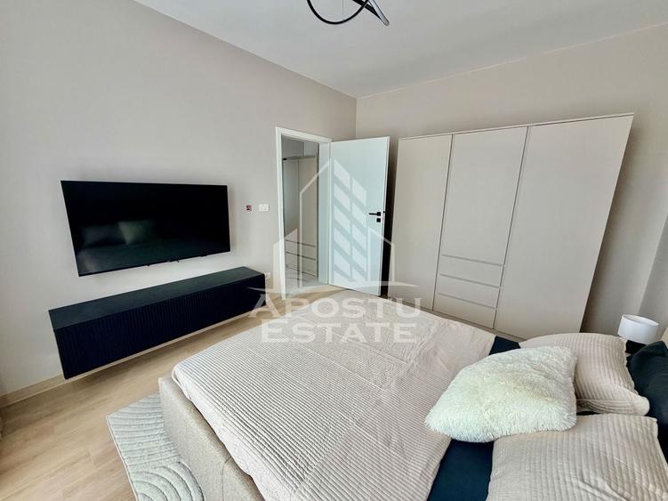 Apartament cu 2 camere semidecomandat în Giroc