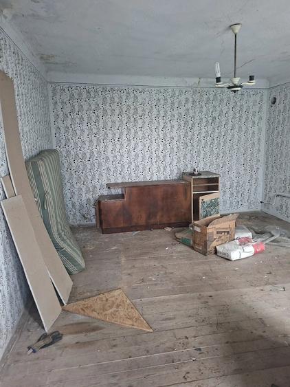 Casă cu Teren 600 Mp în Sud