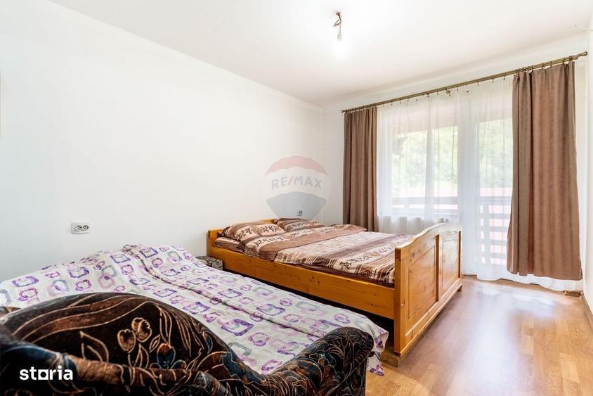 Casă cu 4 camere cu Teren 500 Mp în Măguri