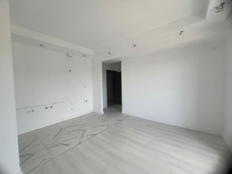 Apartament cu 2 camere semidecomandat în Ștefăneștii de Jos