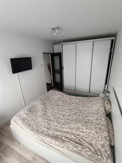 Apartament cu 3 camere decomandat în Gării