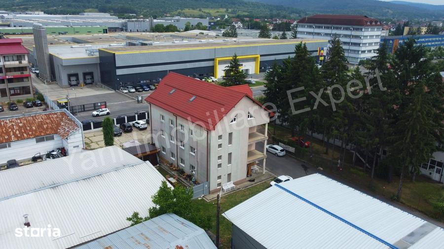 Spațiu comercial, de 630 mp, în Central