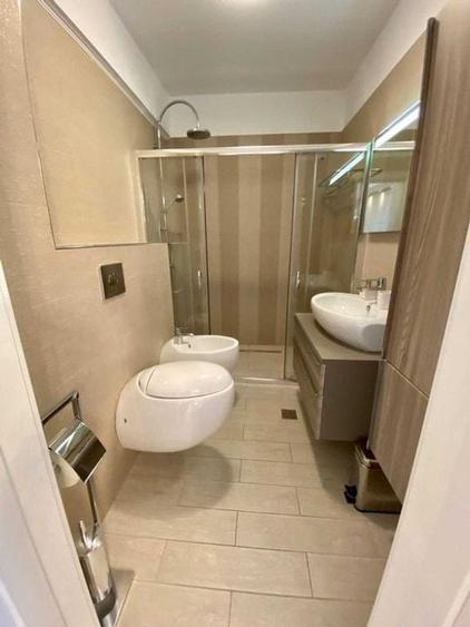 Apartament cu 2 camere decomandat în Politehnica