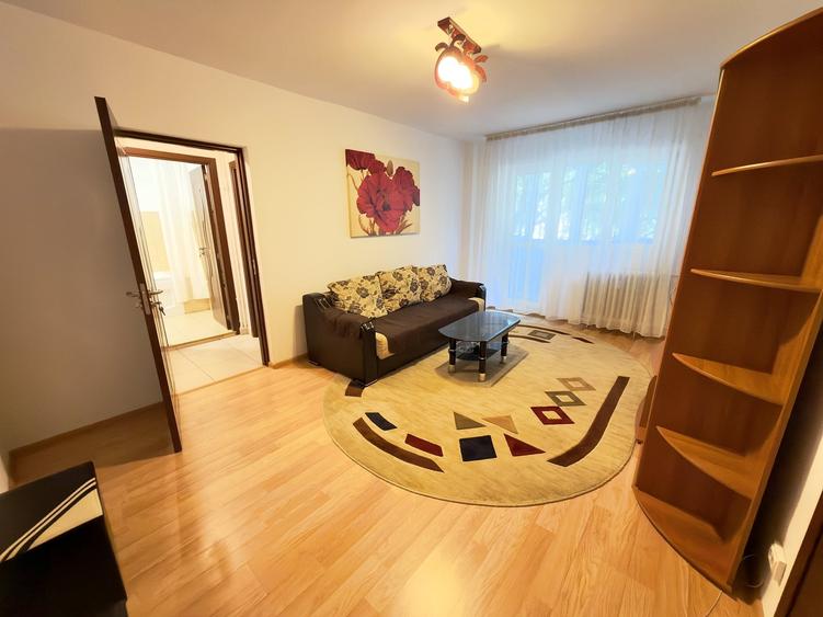 Apartament cu 2 camere semidecomandat, mobilat în Ștefan cel Mare