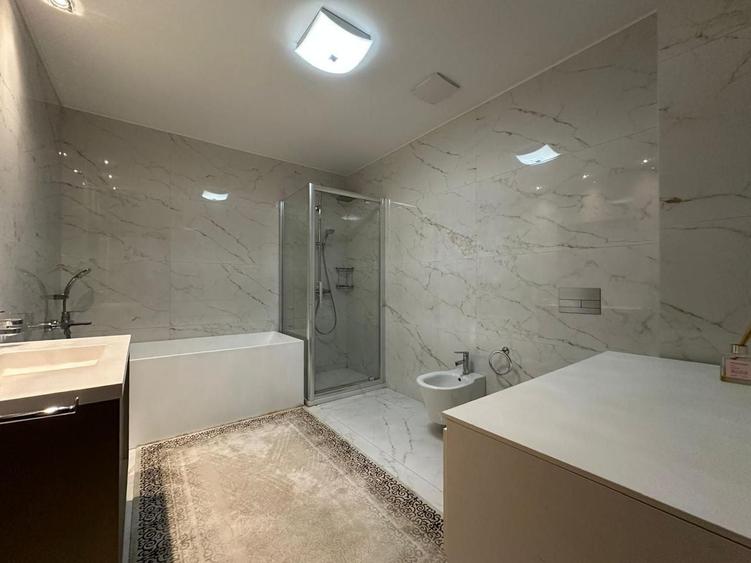 Apartament cu 3 camere decomandat, mobilat în Herăstrău