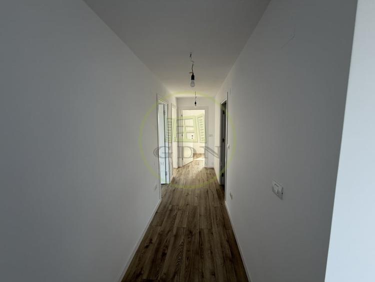 Casă individuală cu 5 camere cu Canalizare în Ișalnița